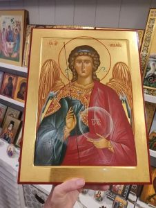 Рукописная икона Архангел Михаил натуральные пигменты №72 (Размер 30х40 см)